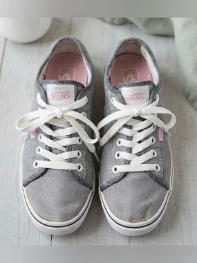 Vans Low-Top Gray Canvas Sneakers with Pink Accents